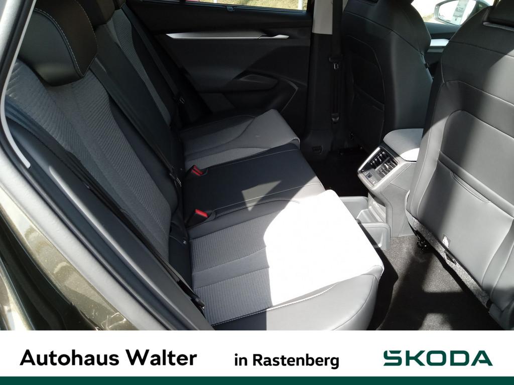 Skoda Enyaq 60 Loft NAVI AHK LENKRADHZ. RÜCKFAHRKAMERA