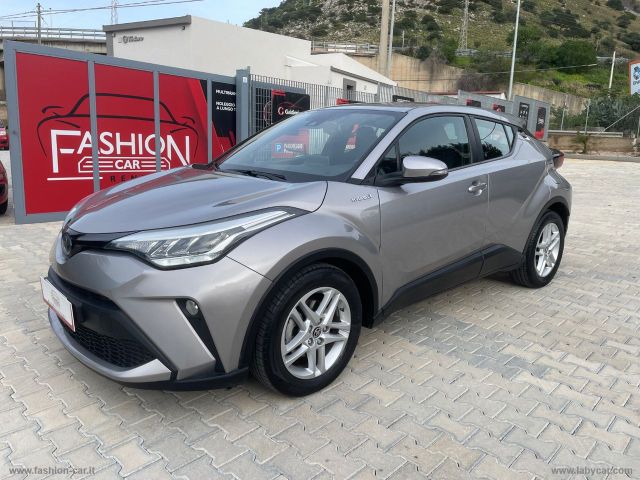 Toyota TOYOTA C-HR 1.8 Hybrid E-CVT Trend