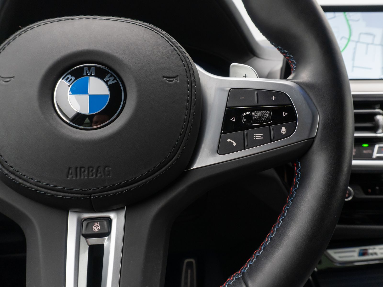 Fahrzeugabbildung BMW X3 M40i Kamera Laser HUD DAB HiFi Komfort 21Zoll