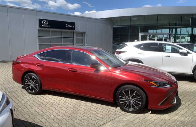 Lexus ES 300h Business Line, Navi, SD, Kamera, SHZ