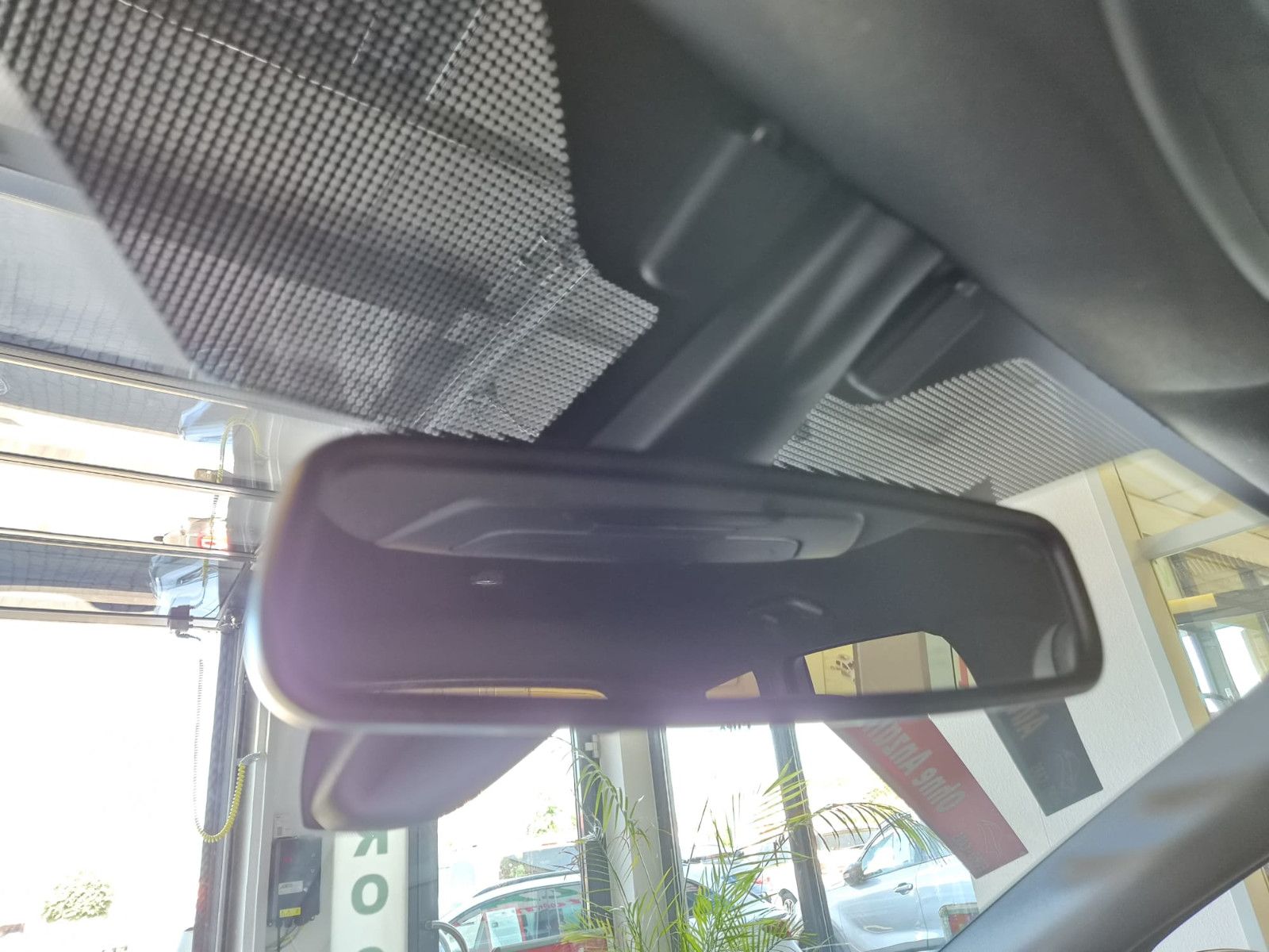 Fahrzeugabbildung Ford Kuga ST-Line/Xenon/GARANTIE/1. HAND