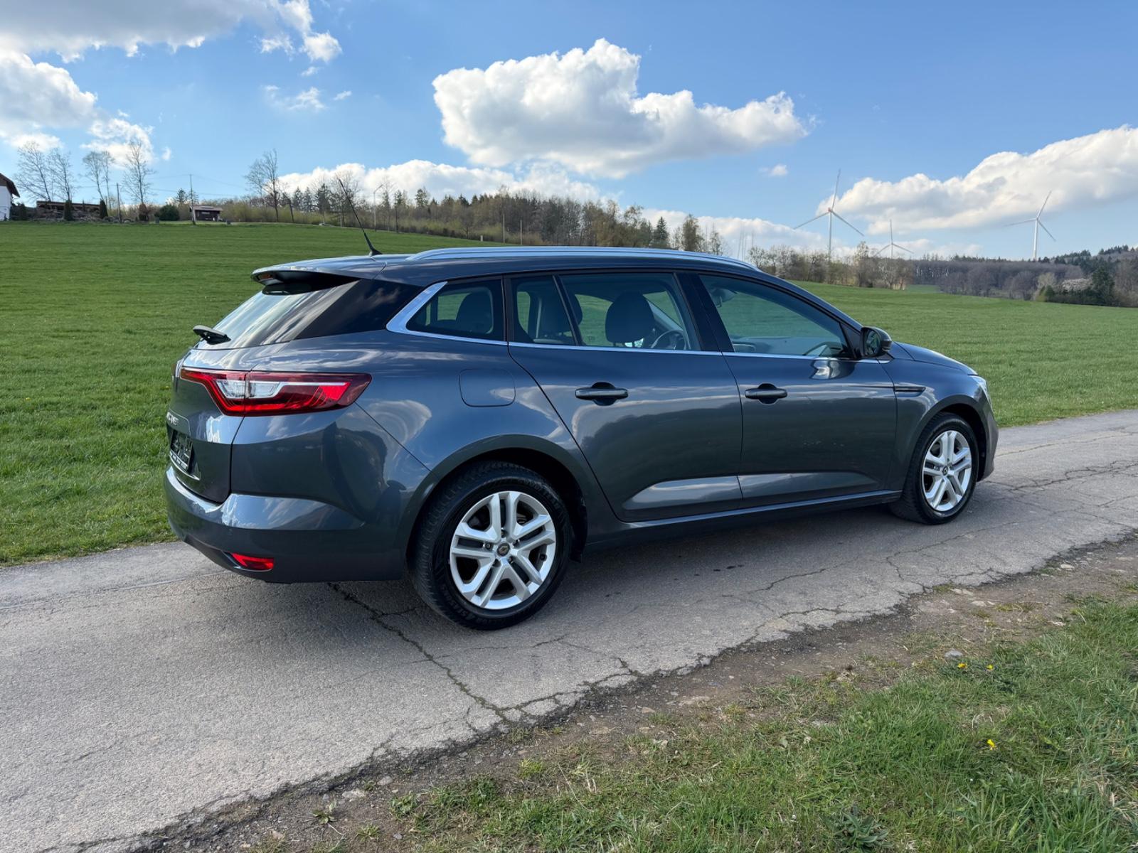 Renault Megane IV Grandtour Business Edition, миниатюра 8