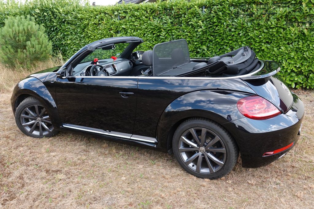 Image of Volkswagen Beetle