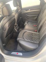 Audi S8 4.0 TFSI tiptronic quattro - - Audi S8: Limousine