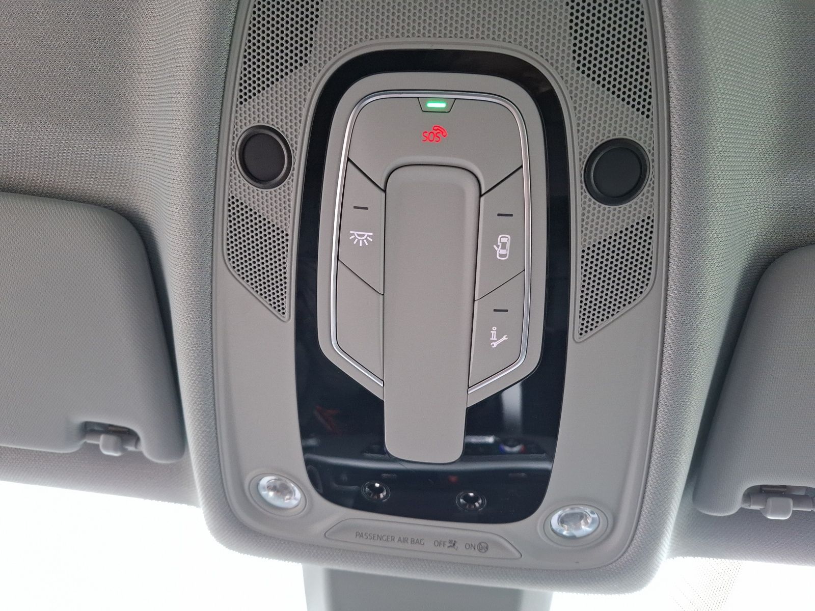 Fahrzeugabbildung Audi A4 Avant 40 TFSI S-tronic S-line LED AVC Navi