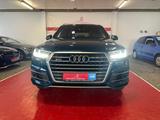 Audi Q7 45 TDI quattr//7 Sitzer//NightVision//HUD - blaue Audi Q7