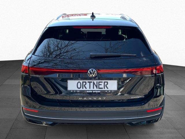 Fahrzeugabbildung Volkswagen Passat eHYBRID BUSINESS AHK HUD AREA VIEW TRAVEL