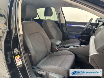 Volkswagen Golf - 12