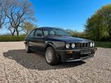 BMW e30 325ix - BMW: Coupe, E30
