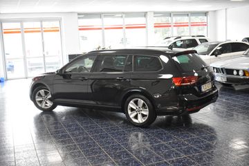 Volkswagen Passat - 2