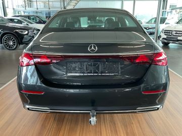 Mercedes E 220 - 5