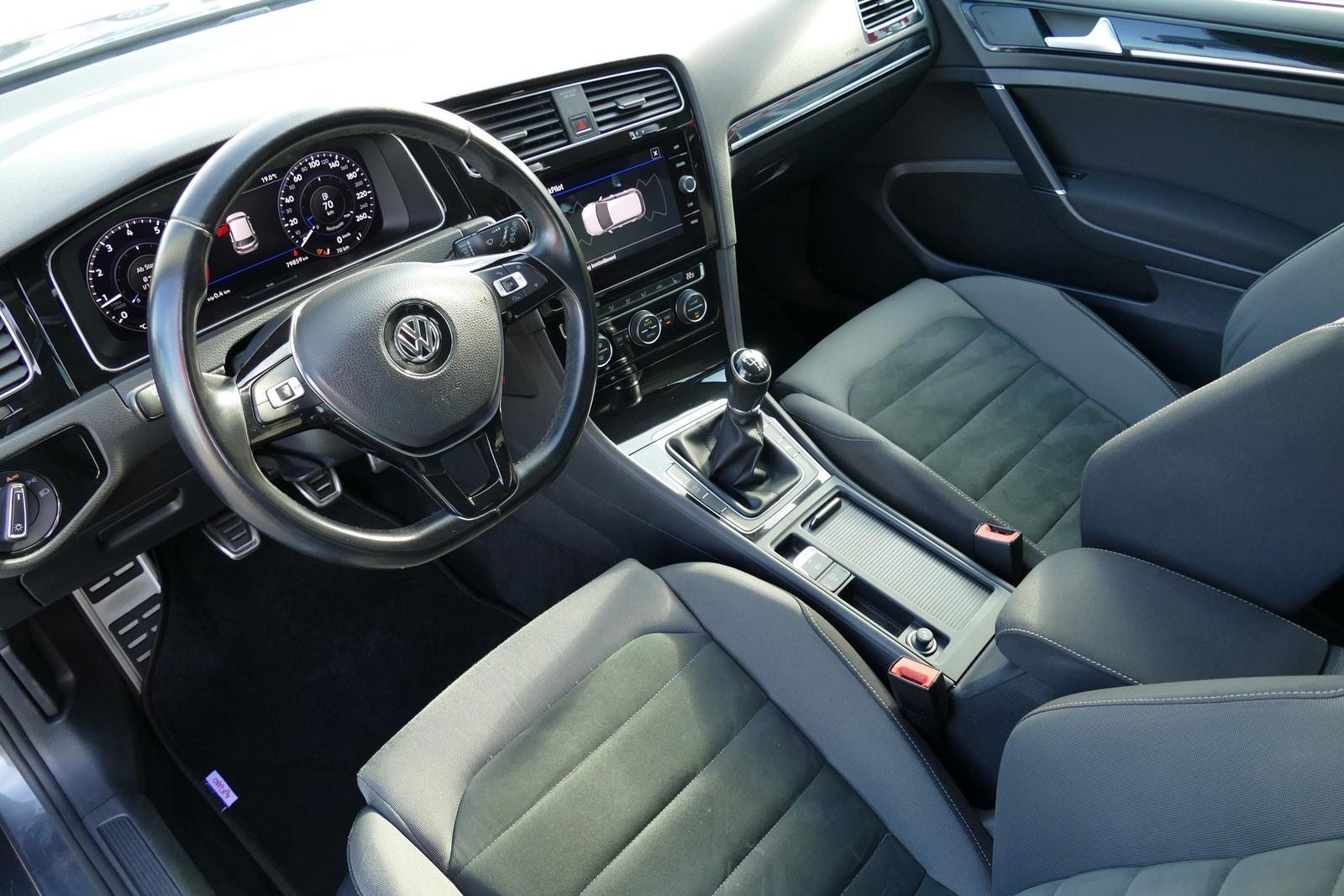 Volkswagen Golf VII 1.4 TSI Highline R-Line LED App Connect