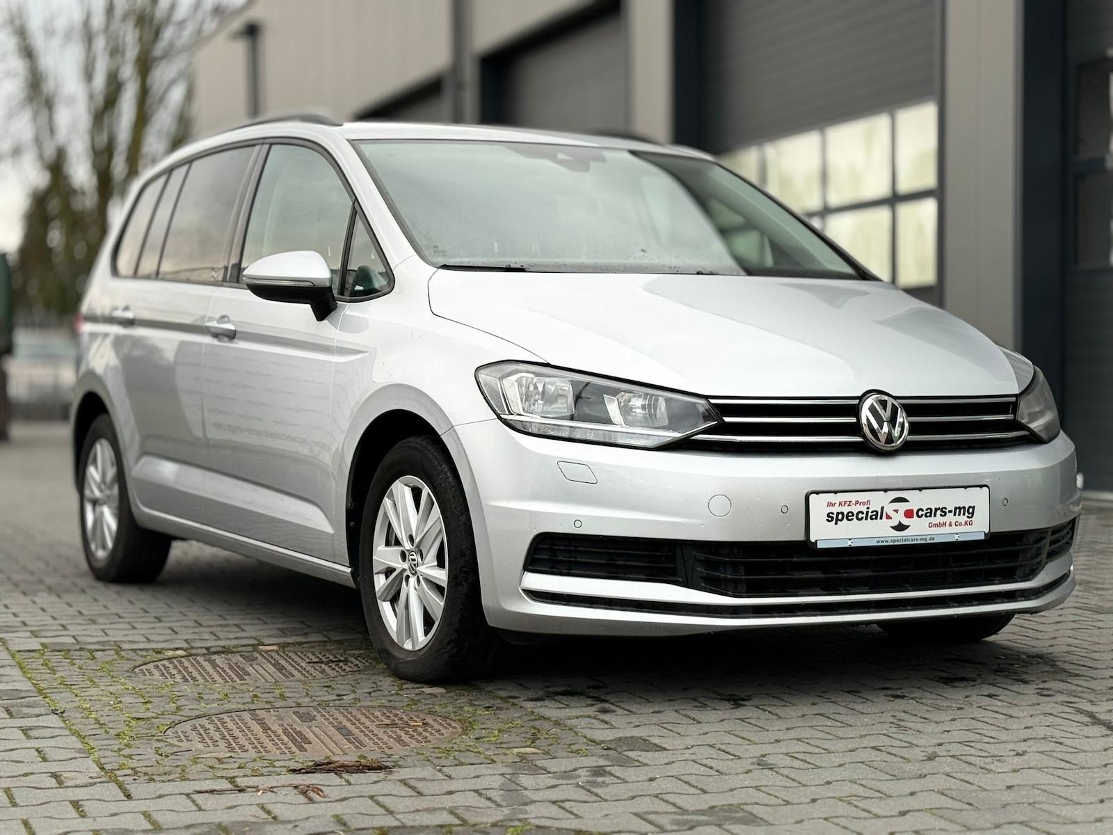 Volkswagen Touran 1.Hd / Automatik / AHK / 7 Sitze / Navi, миниатюра 3