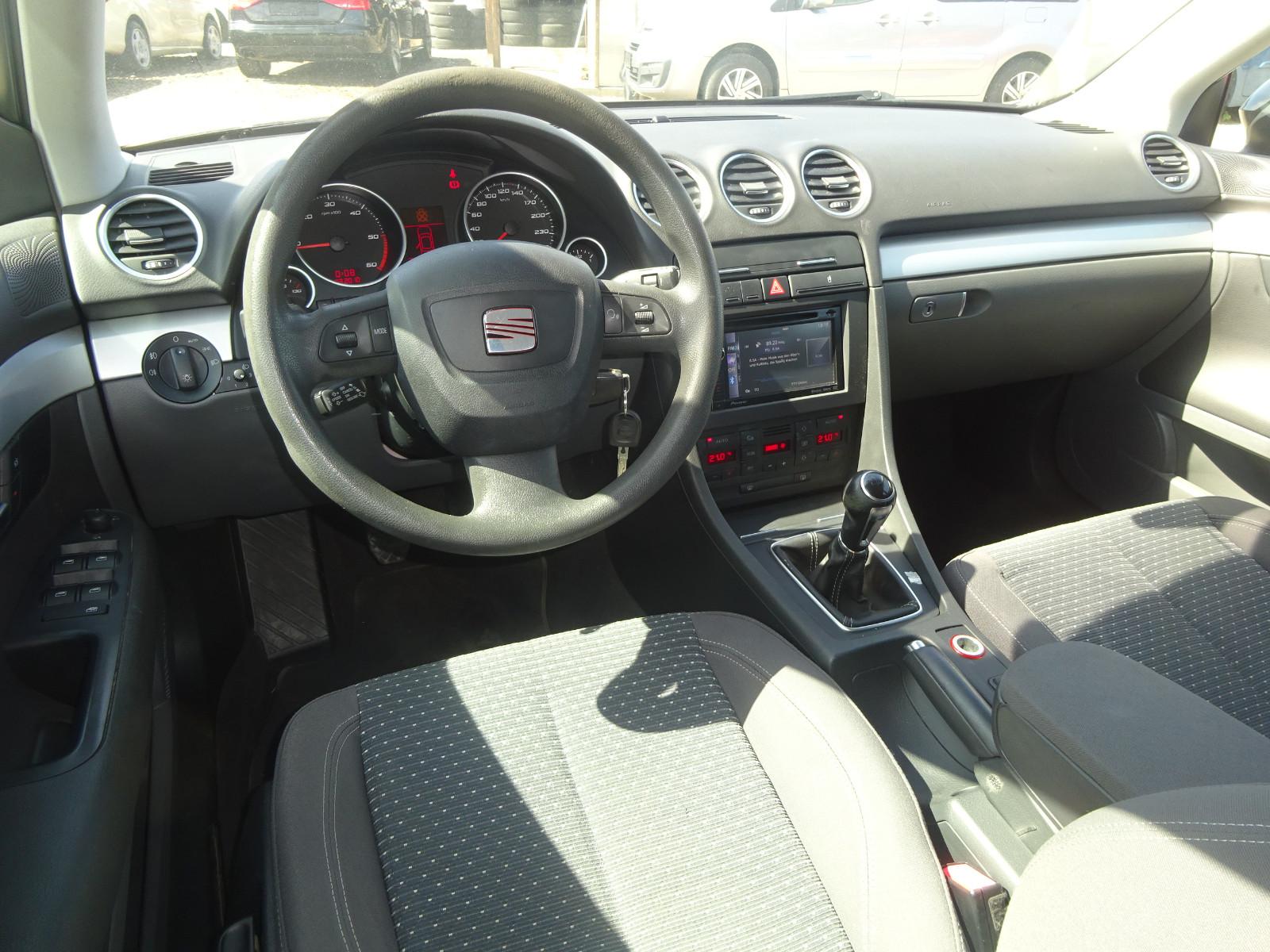 Seat Exeo 2011 — photo 8