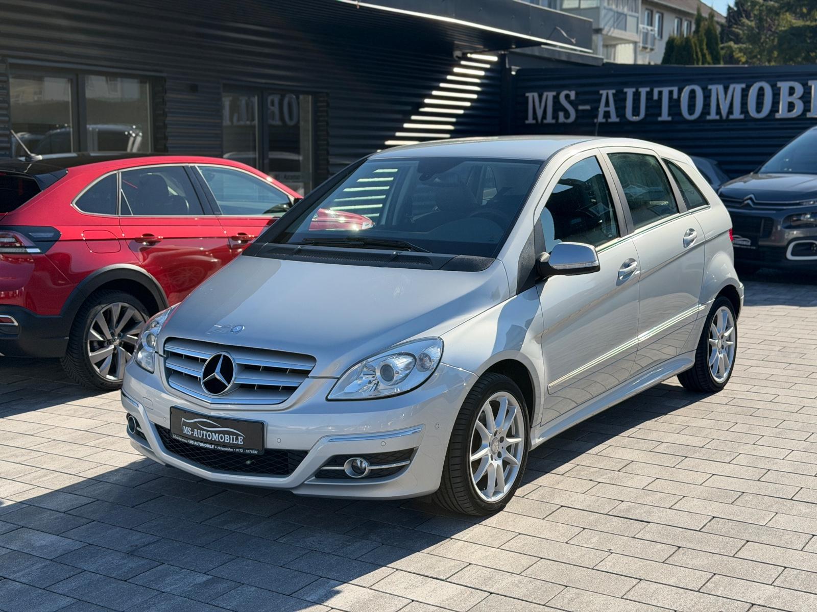 Mercedes-Benz B200-Sport Paket-Parktronic-Sitzheizung-Tüv