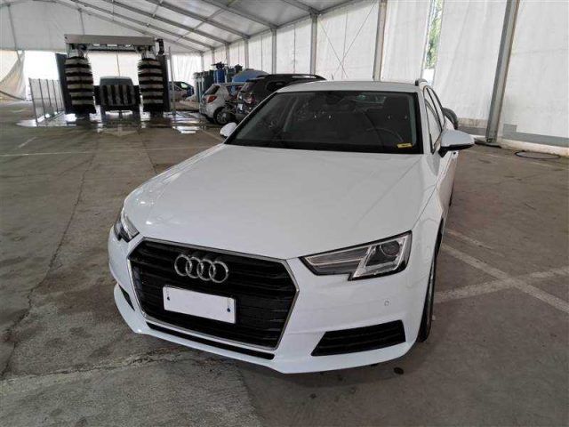 Audi AUDI A4 Avant 2.0 TDI 150 CV ultra Business