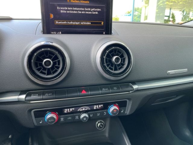 Fahrzeugabbildung Audi A3 1.6 TDI Sportback 30 sport Xenon, Navi, Sitzh