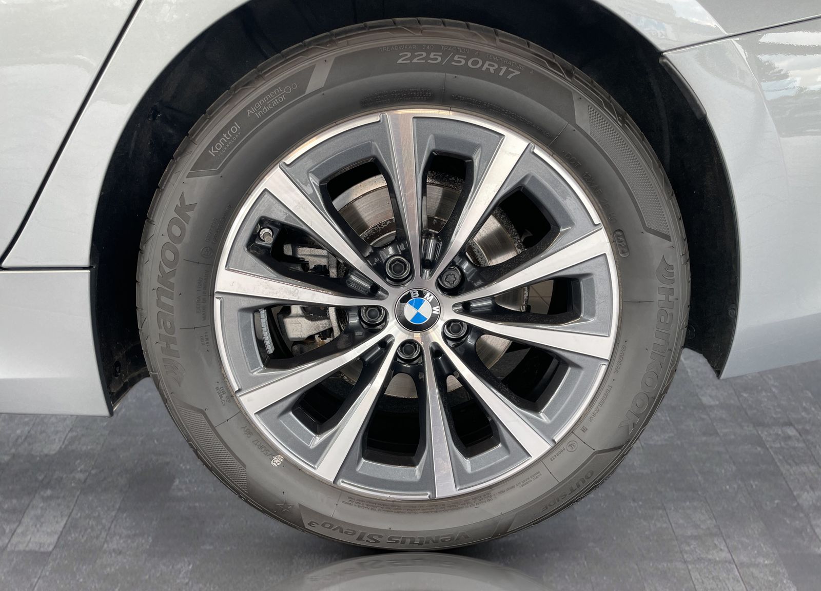 BMW 320 - Bild 14