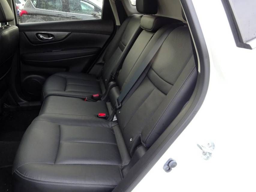 Fahrzeugabbildung Nissan X-Trail 1.6 DIG-T Tekna Leder