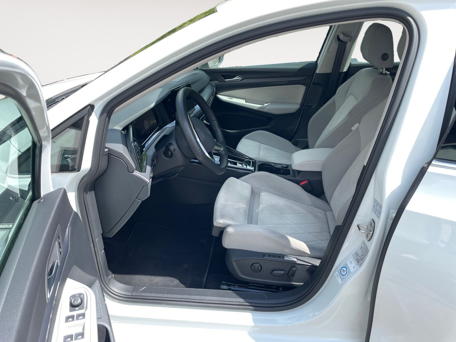 Volkswagen Golf - Bild 9