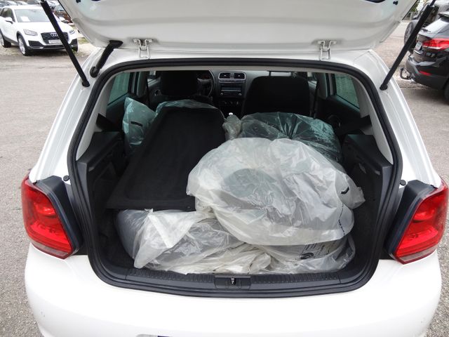 Fahrzeugabbildung Volkswagen Polo V Team/1.Hd/Klima/SitzH/PDC/84.000km/