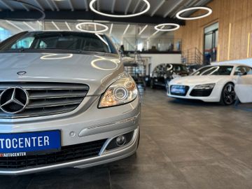 Mercedes-Benz B 200 Turbo *AHK*Klima*SHZ*Navi*PDC*Freisprech*