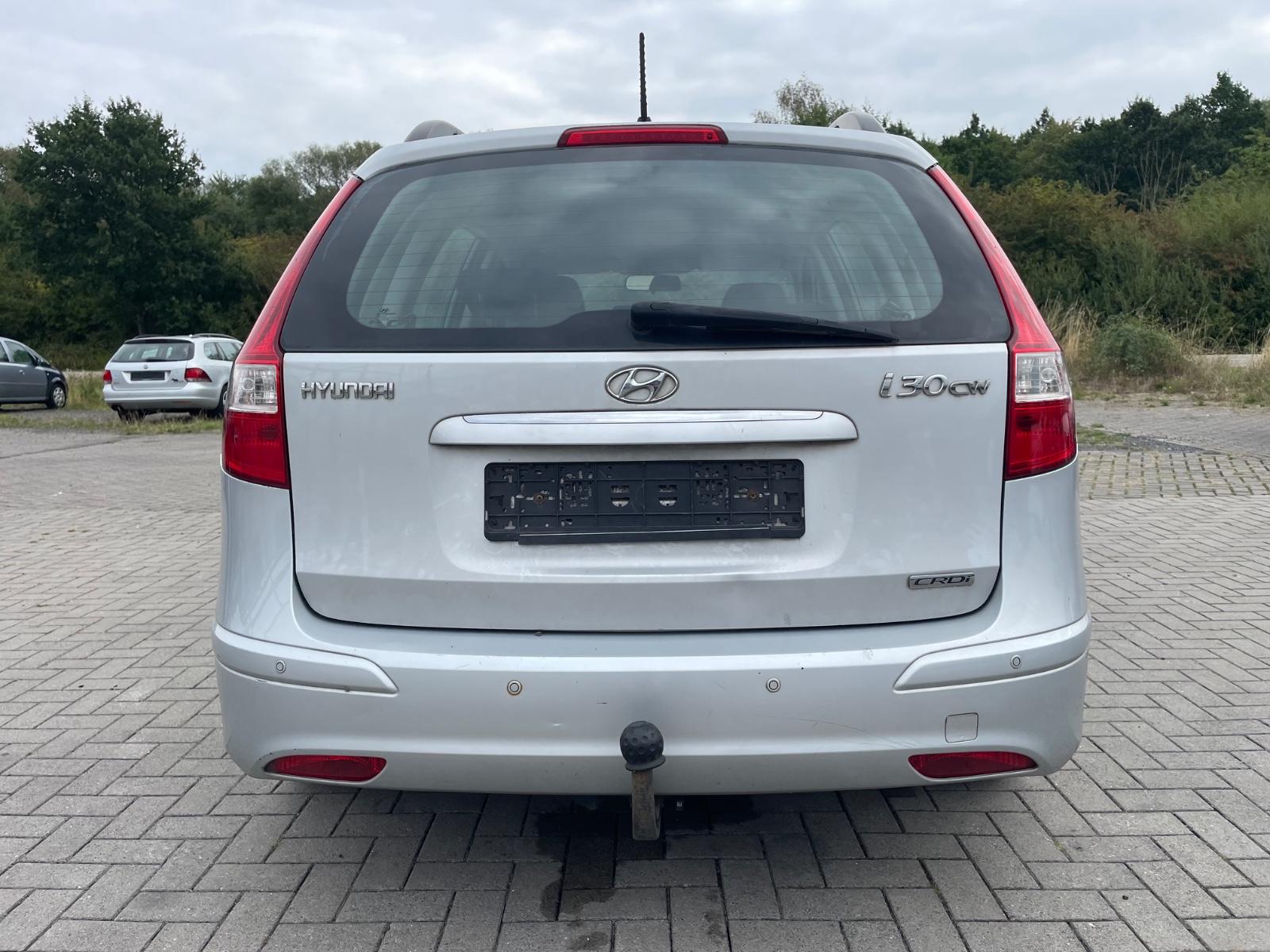 Hyundai i30 2010 — photo 6