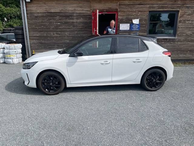Fahrzeugabbildung Opel Corsa F 1.2 Turbo GS 74KW