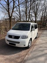 Volkswagen VW T5 Multivan UNITED - Volkswagen T5 Multivan: United