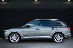 AUDI Q7 3.0 TDI quattro S-Line Sport Plus*PSD*AHK*7-S