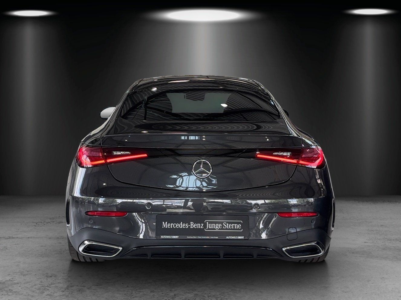 Fahrzeugabbildung Mercedes-Benz CLE 300 4M AMG Prem DISTRO Pano Memo KeyGo Night