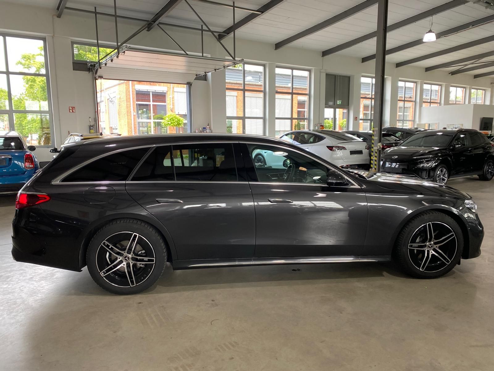 Fahrzeugabbildung Mercedes-Benz E 200 T 4M AMG Advanced+/Airmatic/AHK/360/DIS/