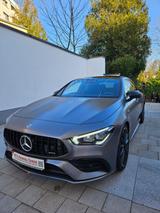 Mercedes-Benz CLA 35 AMG 4Matic - Mercedes-Benz CLA 35 AMG mit Panoramadach