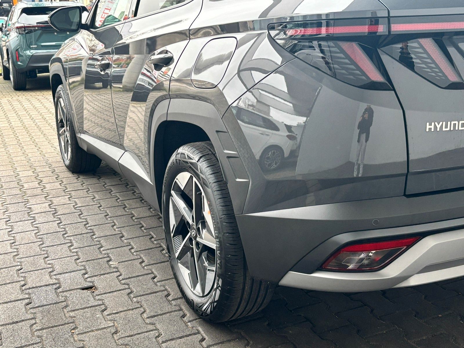 Fahrzeugabbildung Hyundai TUCSON 1.6 T-GDI Hybrid Trend MATRIX-LED!