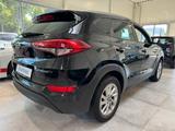 Hyundai Tucson blue Advantage 2WD Navi/Kamera/SHZ/PDC - Hyundai in Mönchengladbach