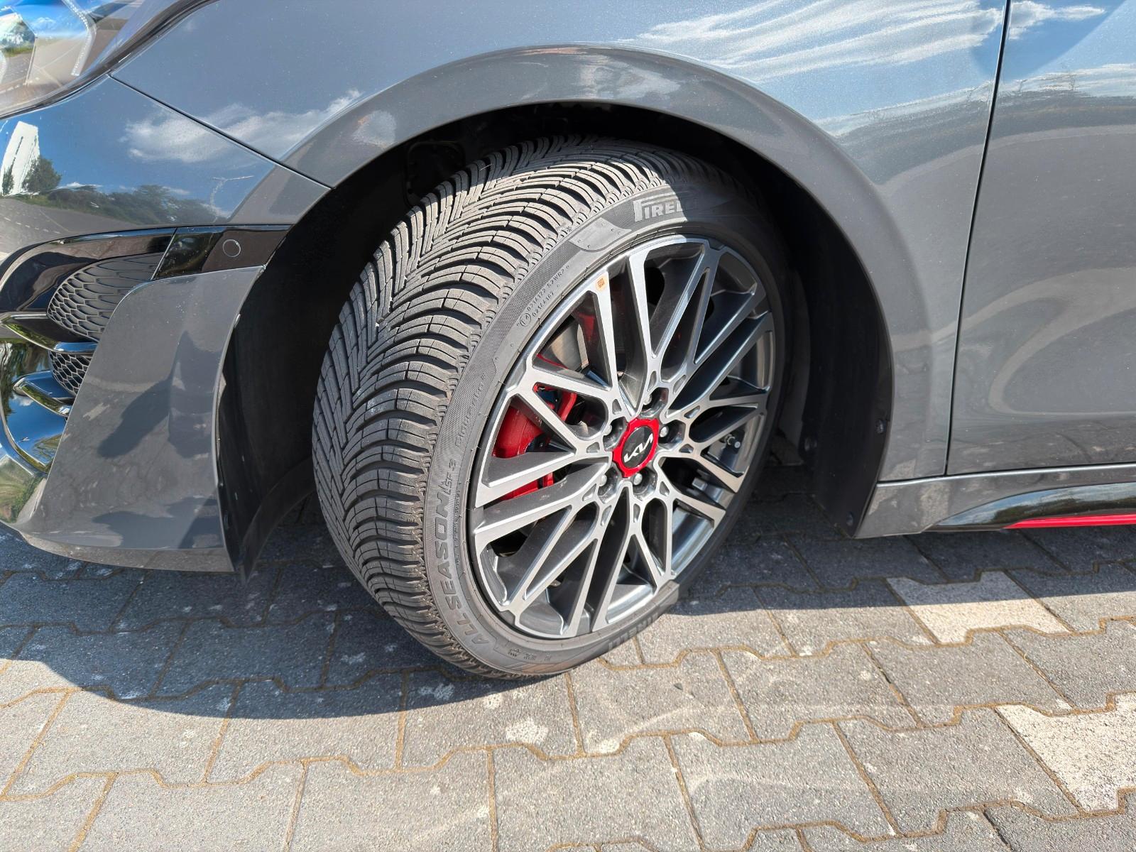 Kia pro_cee'd / ProCeed 1.6 T-GDI DCT GT 