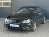 Mercedes-Benz CLK 500 Coupe Avantgarde*AMG*Automatik*Glasdach*