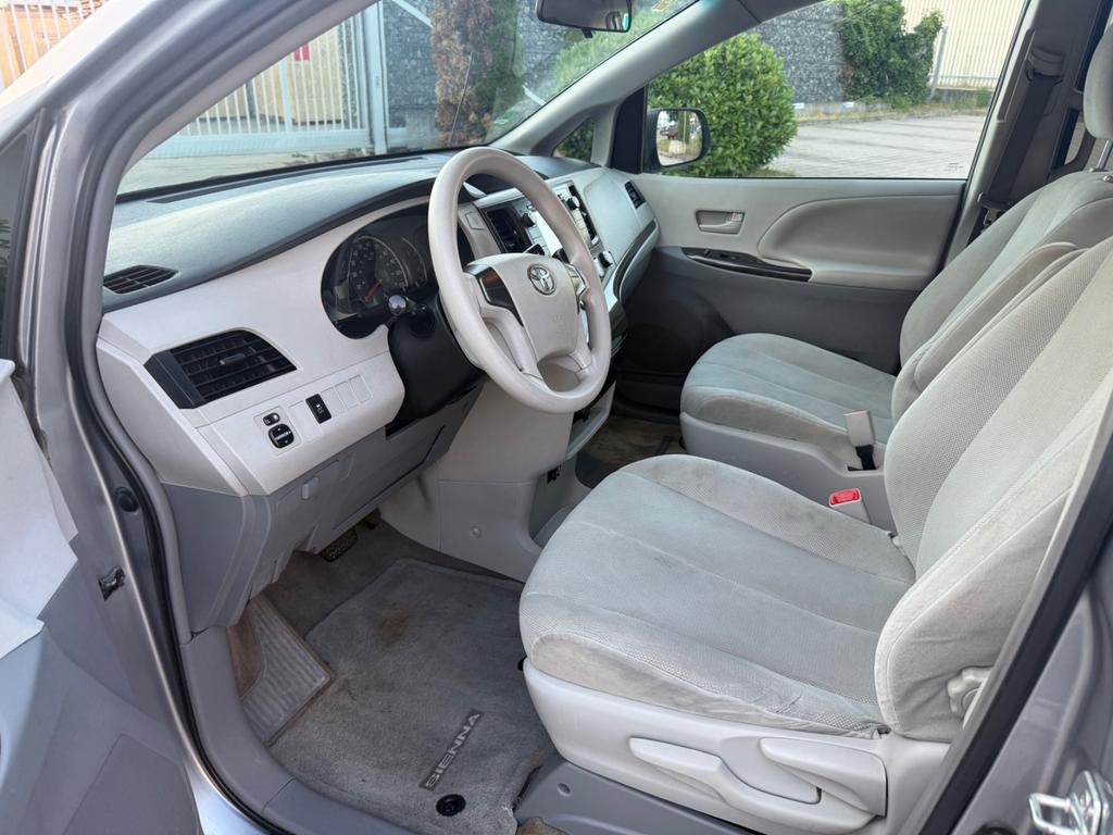 Toyota Sienna