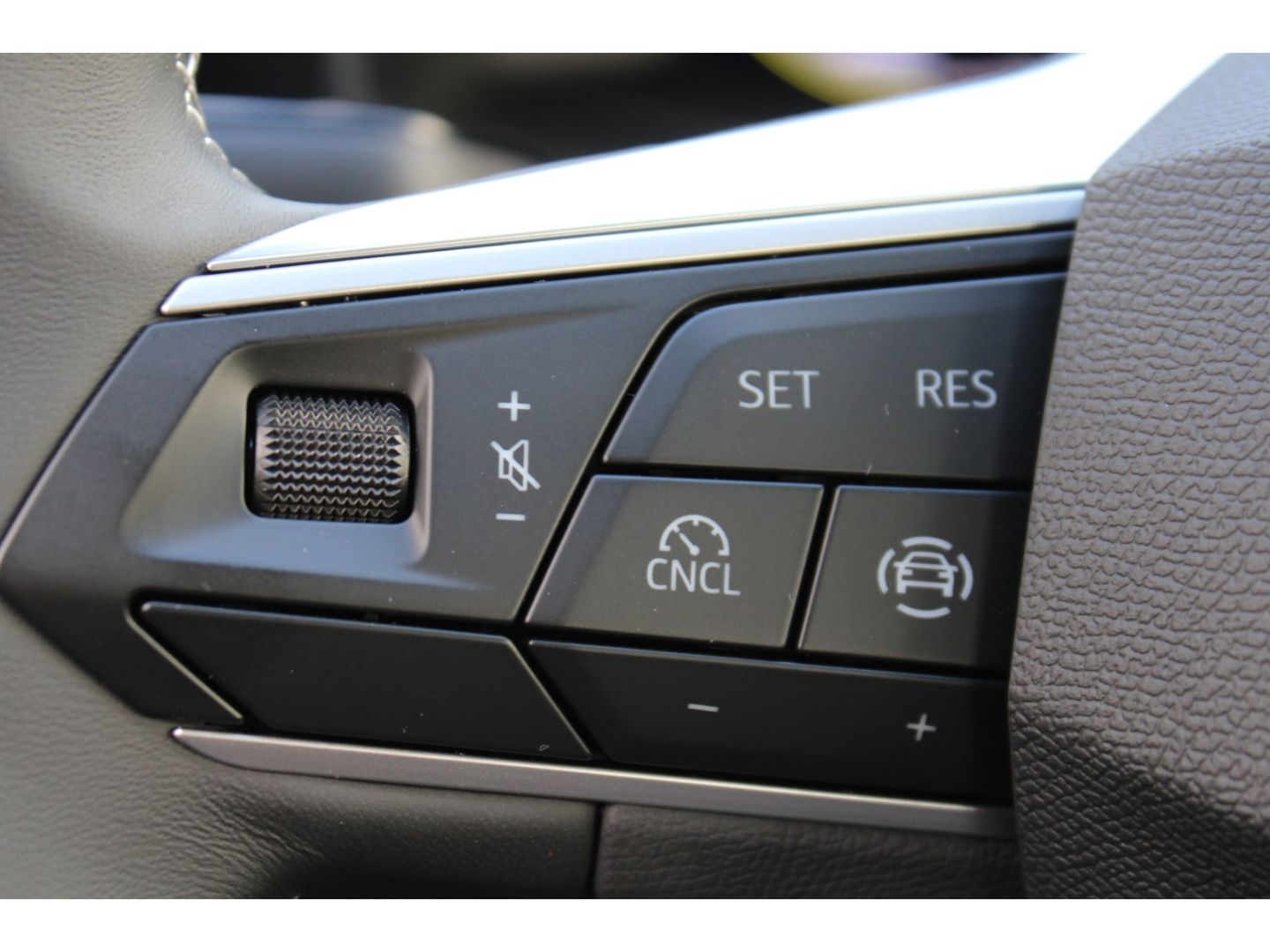 Fahrzeugabbildung SEAT Leon Sportstourer Style LED GRA WiPa RFK FullLin