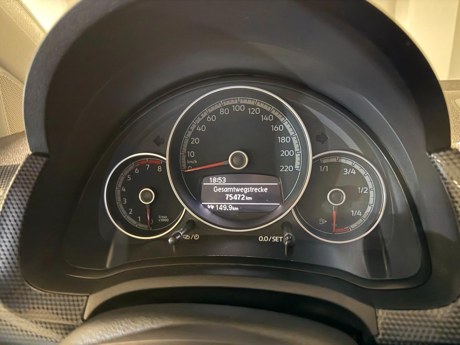 Volkswagen up! *Tempom.*Kamera*Spurhalte*SHZ*Service neu!*