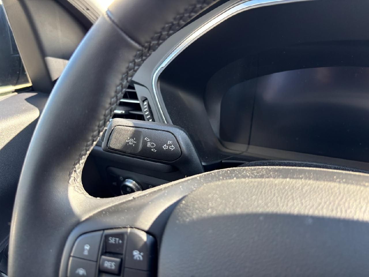 Fahrzeugabbildung Ford Kuga Titanium