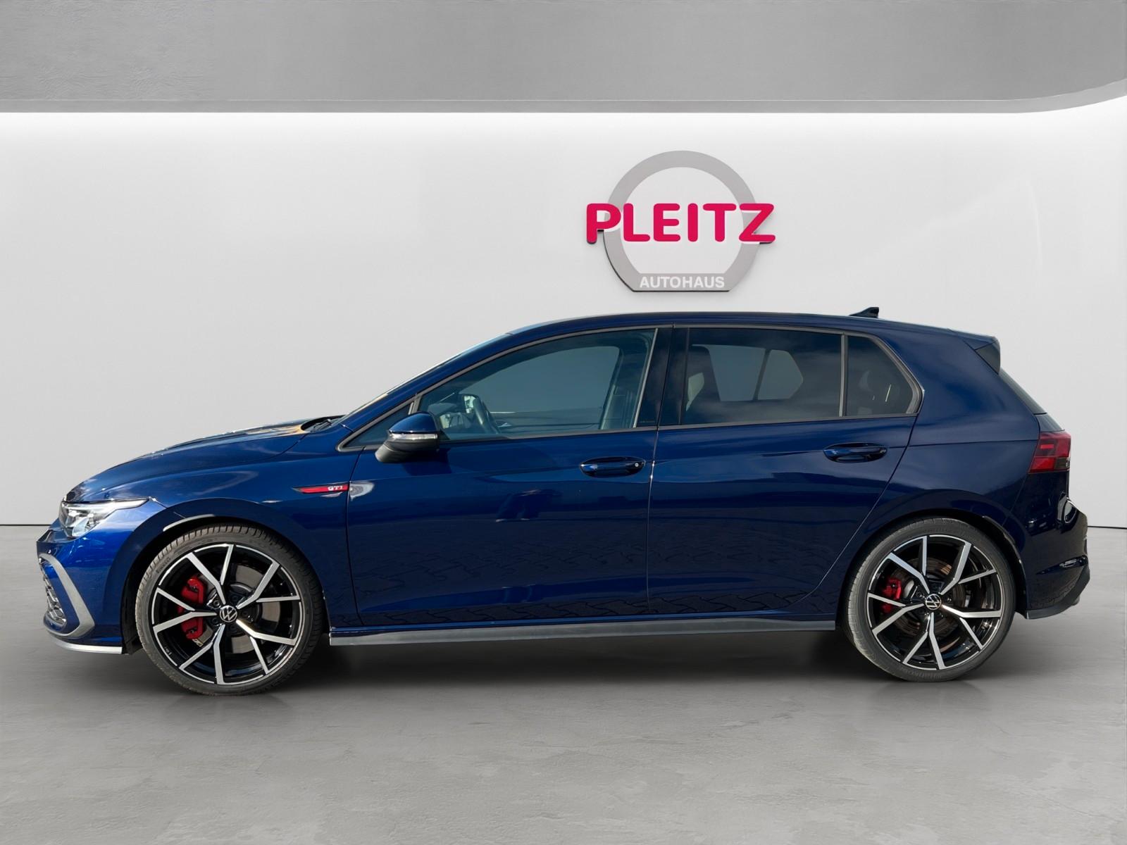 Volkswagen Golf VIII GTI 245PS DSG LEDER SITZKLIMA RFK ACC