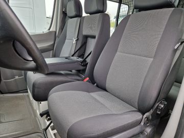 Volkswagen Crafter - 11