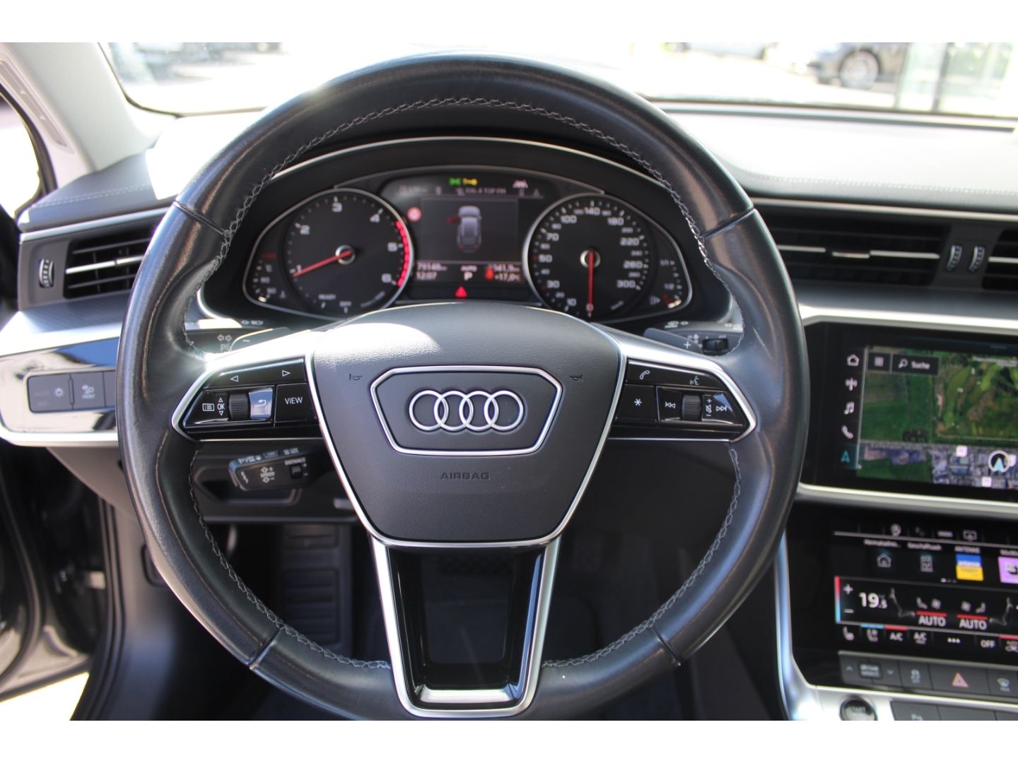 A6 Avant 50TDIqu.Tiptr. S-Line*AHK*Massage*B&O!!