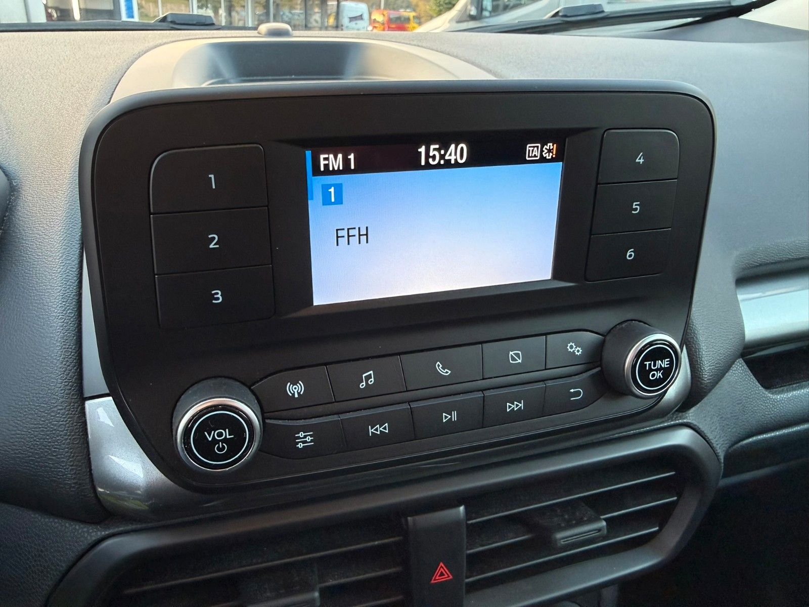 Fahrzeugabbildung Ford EcoSport Trend COOL&CONNECT+SITZHZG+WINDSCH HZG+