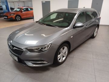 Opel Insignia - 1