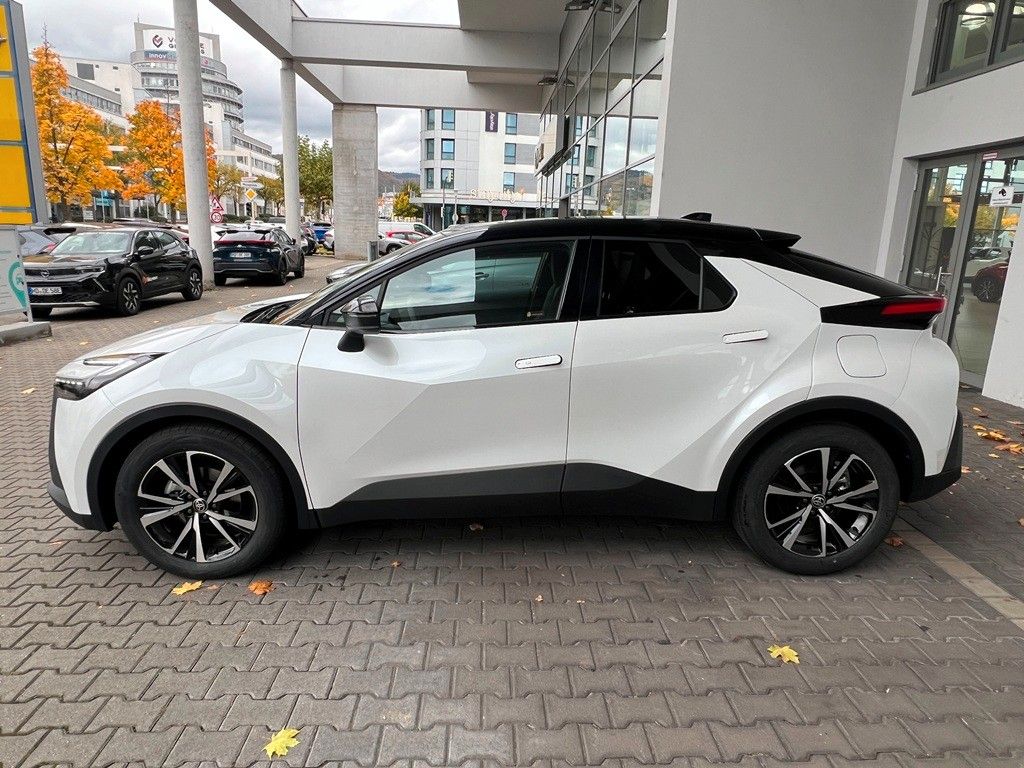 Fahrzeugabbildung Toyota C-HR 1.8 Hybrid FWD Teamplayer Technikpaket