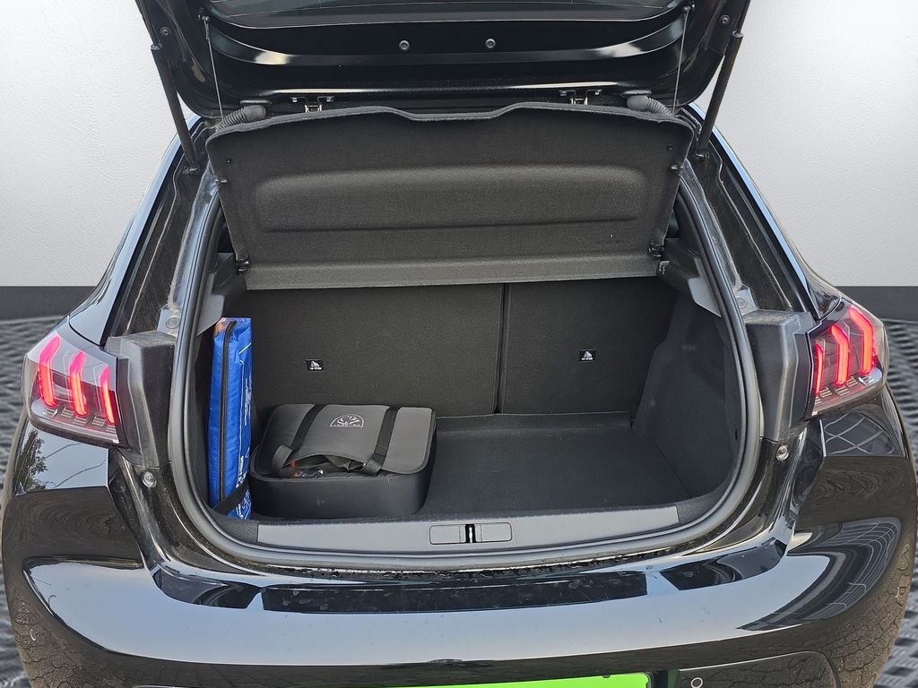 Peugeot 208 100% Elektro- GT-Kamera-Navi – Bild 10 von 16