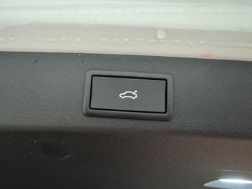 Fahrzeugverkauf 32 Skoda Kodiaq 1.5 TSI Sportline AHK*Panodach*Matrix*