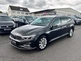 Volkswagen Passat Variant Elegance SHZ Kamera ACC AHK Alcan - VW Passat Variant Gebrauchtwagen in Stuttgart